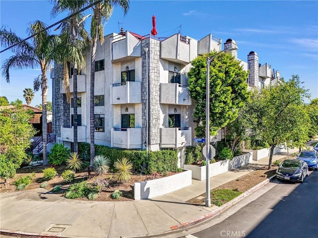14326 Chandler Blvd Unit 5, Sherman Oaks, CA 91401 - view of property