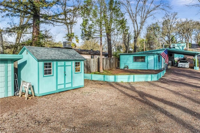 view of outdoor structure featuring a carport