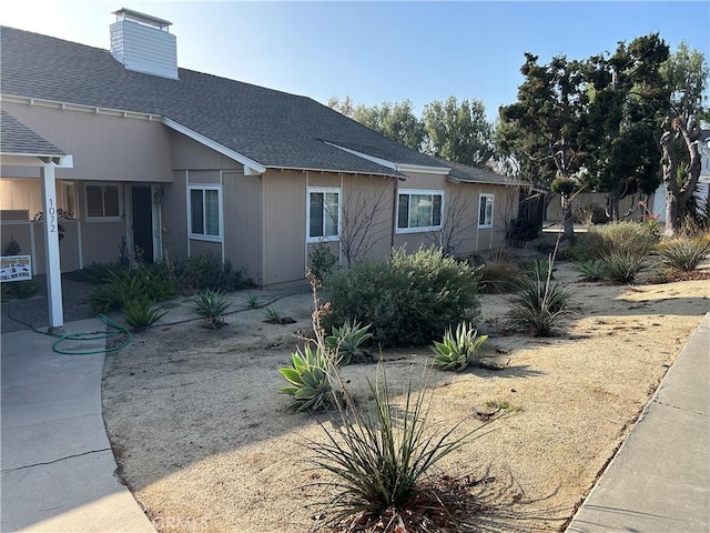 view of front of property