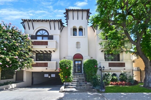 view of mediterranean / spanish home