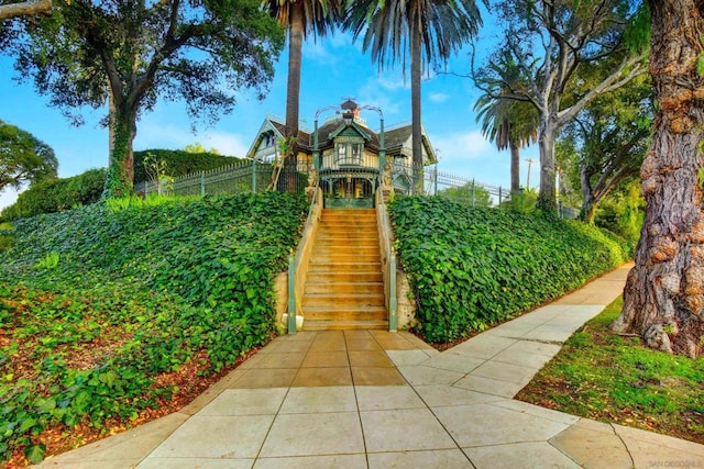 view of front of home