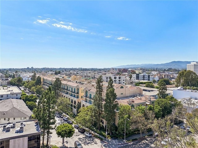 bird's eye view featuring a mountain view