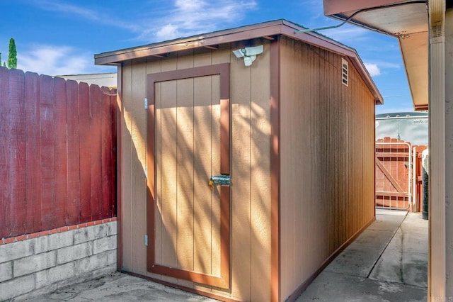 view of outbuilding