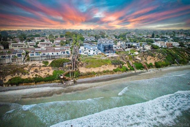 view of aerial view at dusk