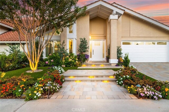 view of front of home featuring a garage