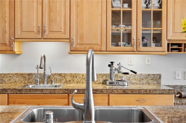 kitchen featuring sink