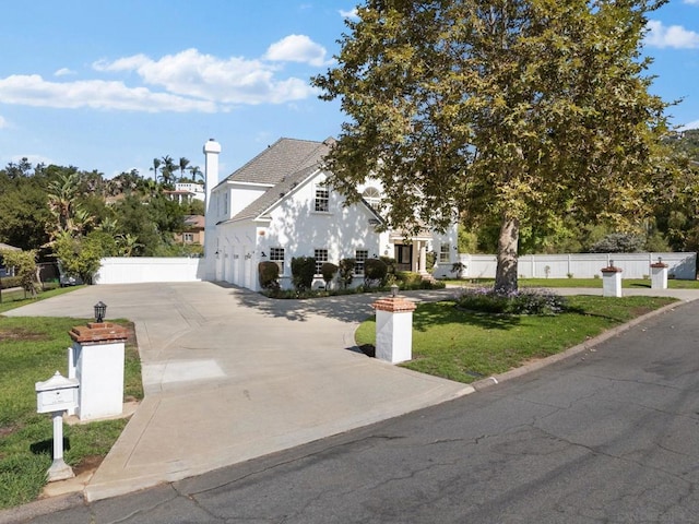 view of front of home with a front yard