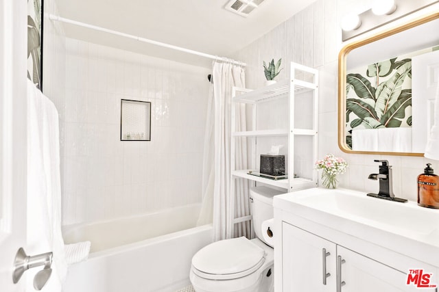 full bathroom with backsplash, toilet, vanity, and shower / tub combo with curtain