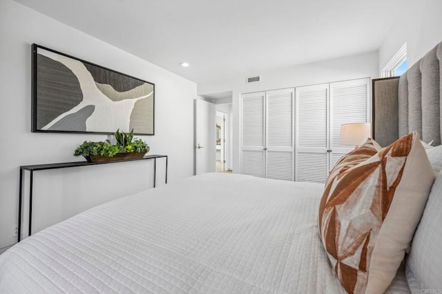 bedroom featuring a closet