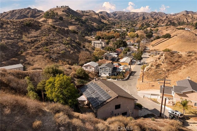 bird's eye view with a mountain view