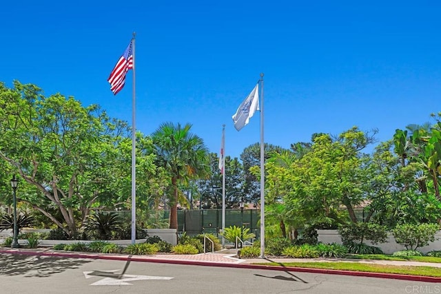 view of surrounding community