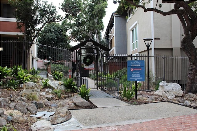 6405 Green Valley Cir Unit 209, Culver City, CA 90230 - gate featuring fence