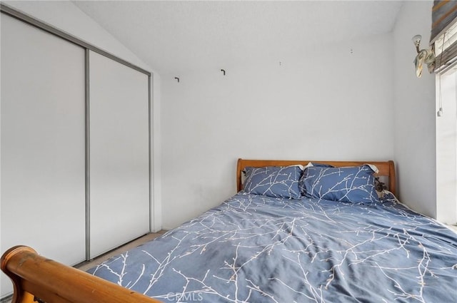 bedroom featuring a closet