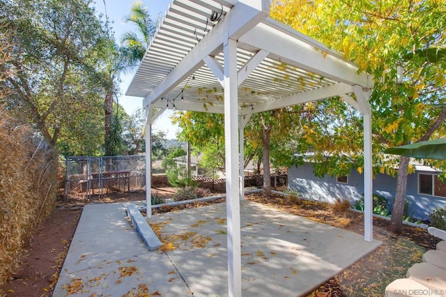 view of patio featuring a pergola