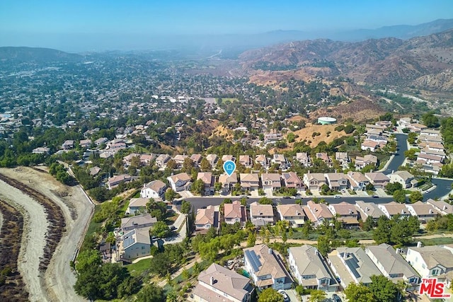 bird's eye view featuring a mountain view