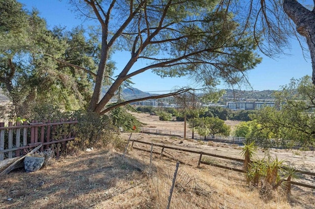 view of yard with a mountain view