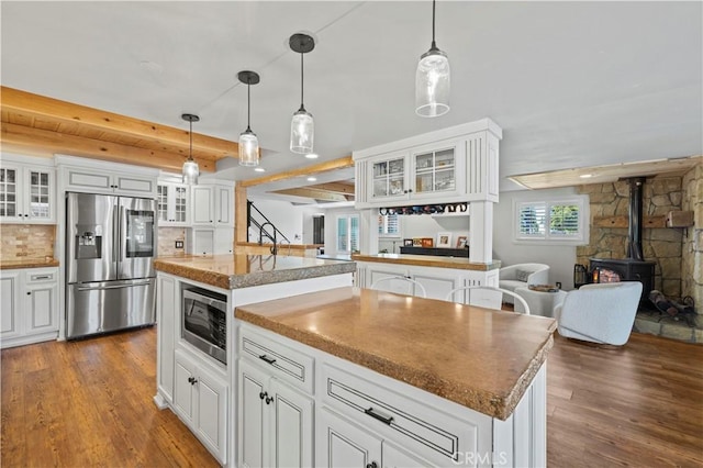 12475 Christmas Tree Rd, Ojai, CA 93023 - kitchen featuring dark wood finished floors, open floor plan, appliances with stainless steel finishes, and a kitchen island