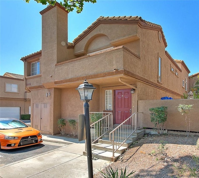 view of front of house featuring a garage