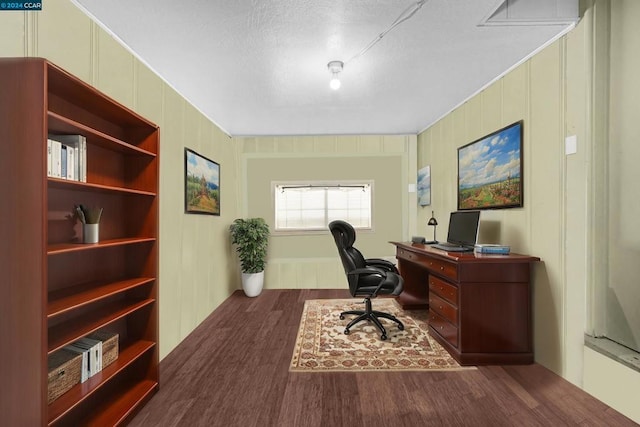 office area with dark wood-type flooring