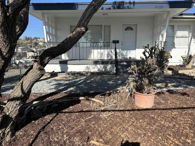 view of front of home featuring a porch