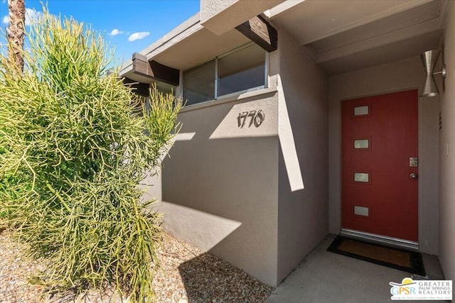 view of entrance to property