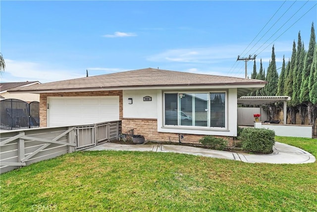 single story home with a front yard