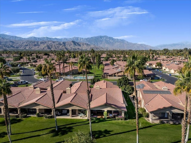 drone / aerial view featuring a mountain view