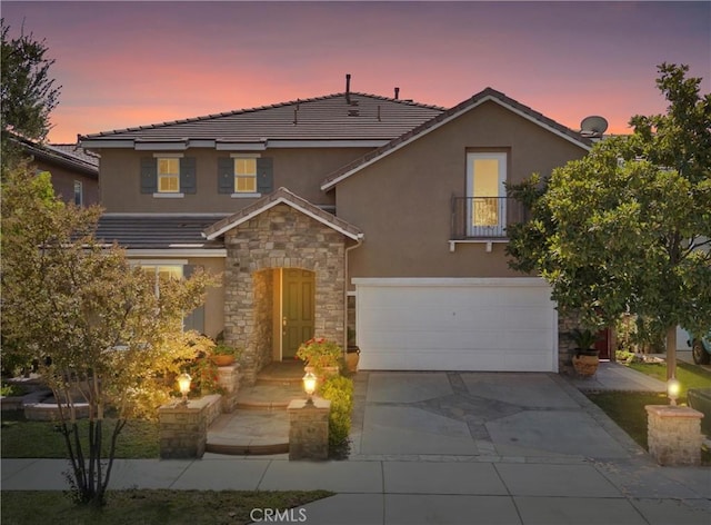 view of front of house featuring a garage