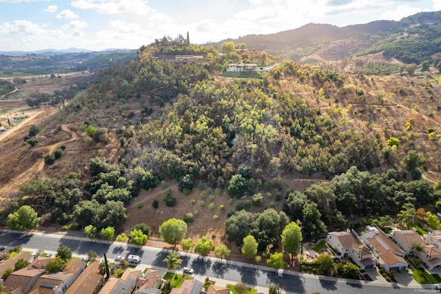 bird's eye view featuring a mountain view