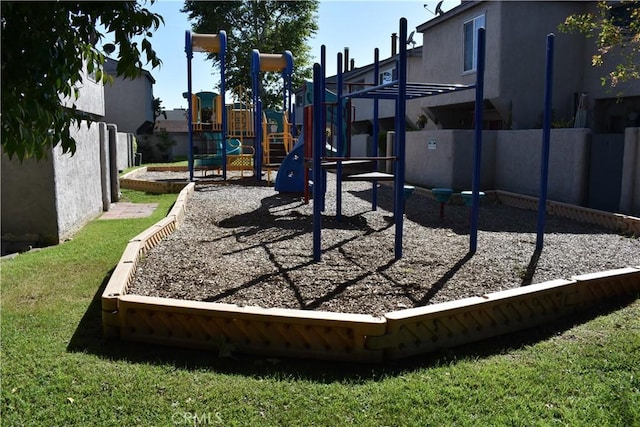 1718 Puente Ave Unit 40, Baldwin Park, CA 91706 - view of community playground