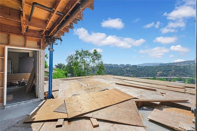 view of patio / terrace featuring a mountain view