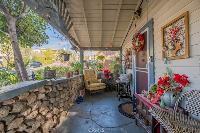 view of patio / terrace with covered porch