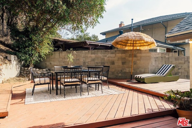 view of wooden deck