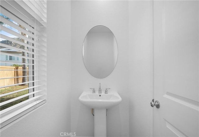 bathroom featuring plenty of natural light