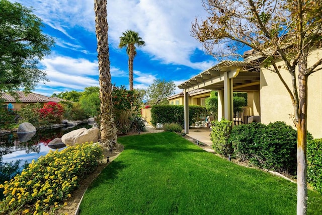 view of yard featuring a pergola