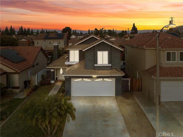 view of front facade featuring a garage