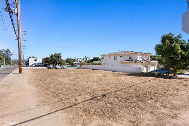 Listing photo 2 for 0 Ohio Ave, Signal Hill CA 90755