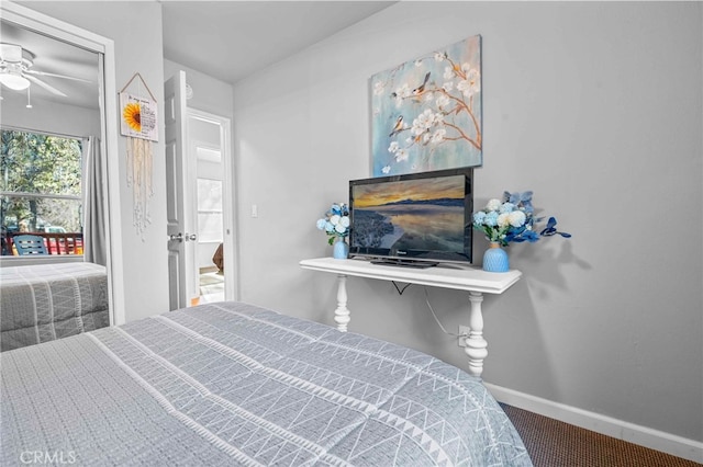 bedroom with ceiling fan