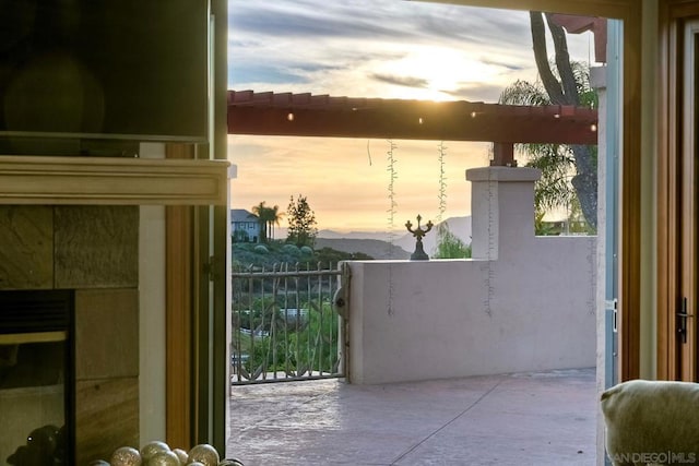 balcony featuring a mountain view