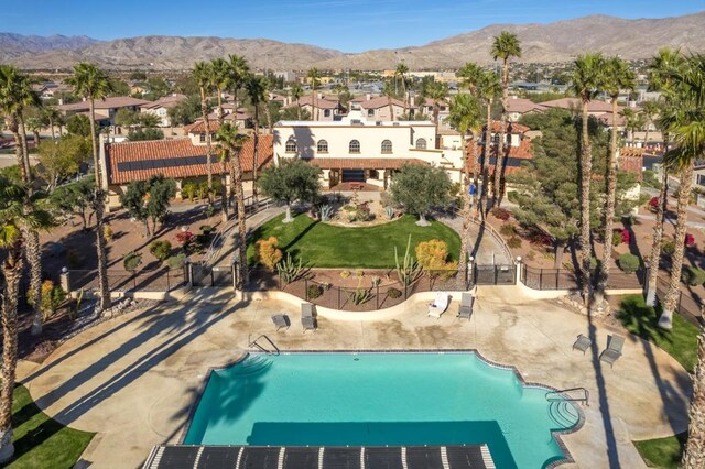 view of pool featuring a mountain view