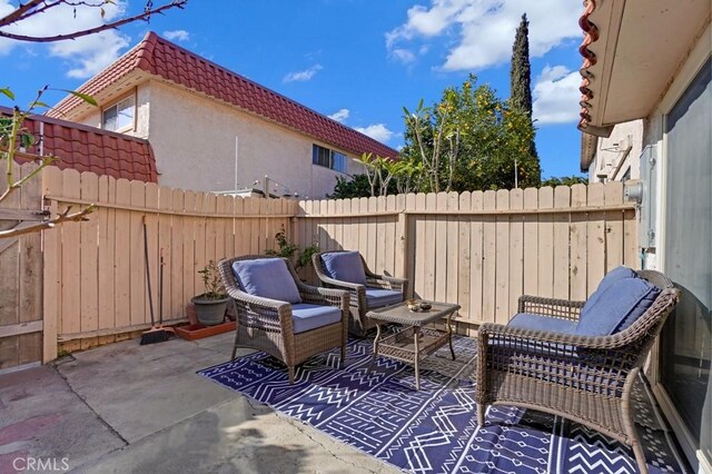 view of patio / terrace featuring an outdoor hangout area