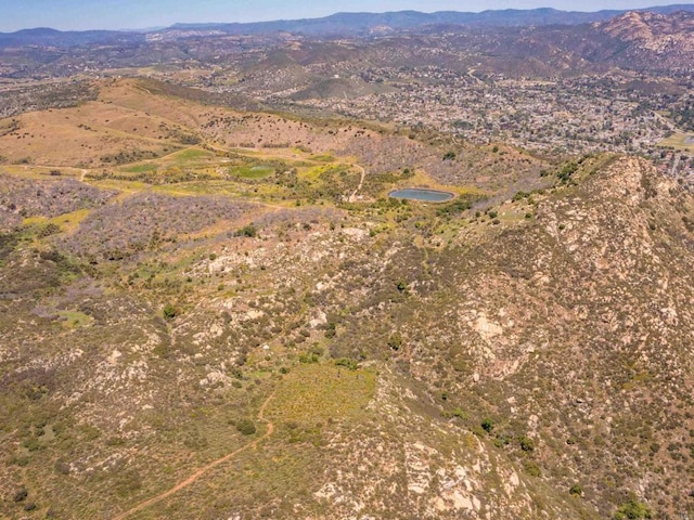 bird's eye view featuring a mountain view