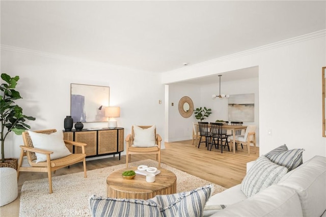 living room featuring crown molding and hardwood / wood-style floors