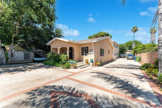 view of front of house