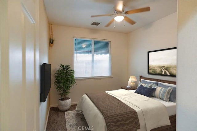 bedroom featuring carpet floors and ceiling fan