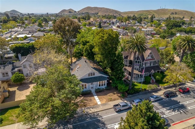 bird's eye view with a mountain view