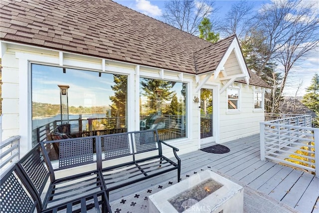 347 Emerald Dr, Lake Arrowhead, CA 92352 - wooden terrace featuring an outdoor fire pit