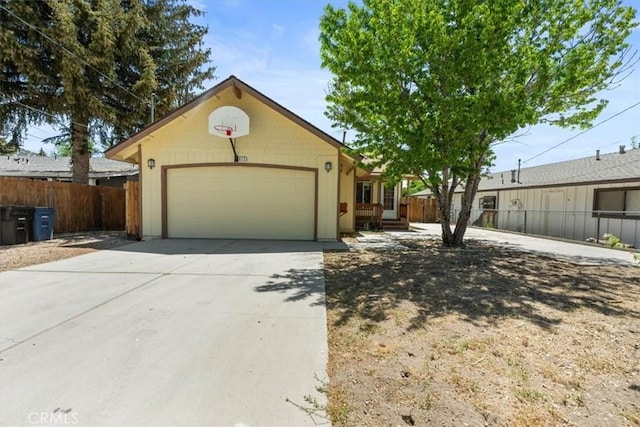 912 Sequoia Dr, Big Bear City, CA 92314 - photo 2