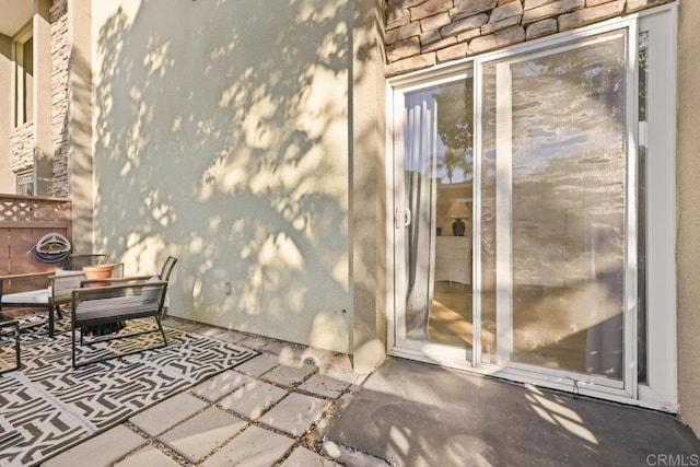 6602 Beadnell Way Unit 14, San Diego, CA 92117 - property entrance with stone siding