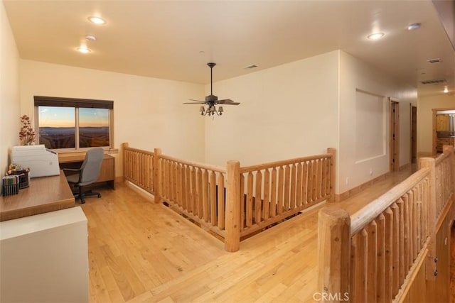 home office with light wood finished floors, ceiling fan, visible vents, and recessed lighting